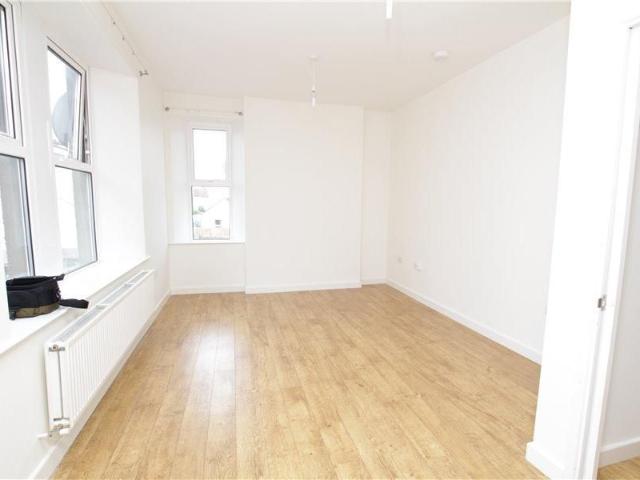 Apartment for rent in Easton-in-gordano, North Somerset