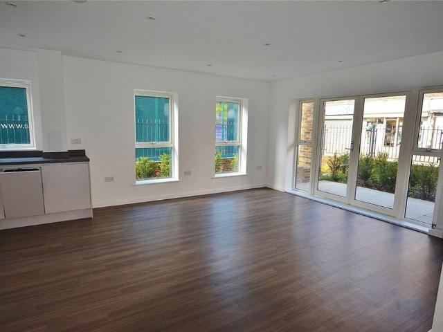 Apartment for rent in Watford Heath, North Watford