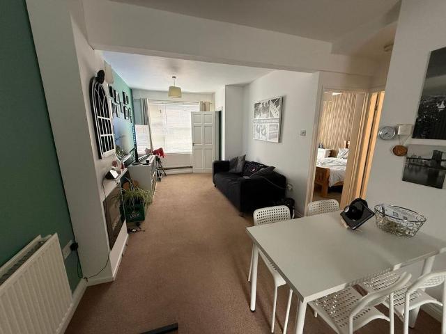 Apartment for rent in Elmfield, Leicestershire