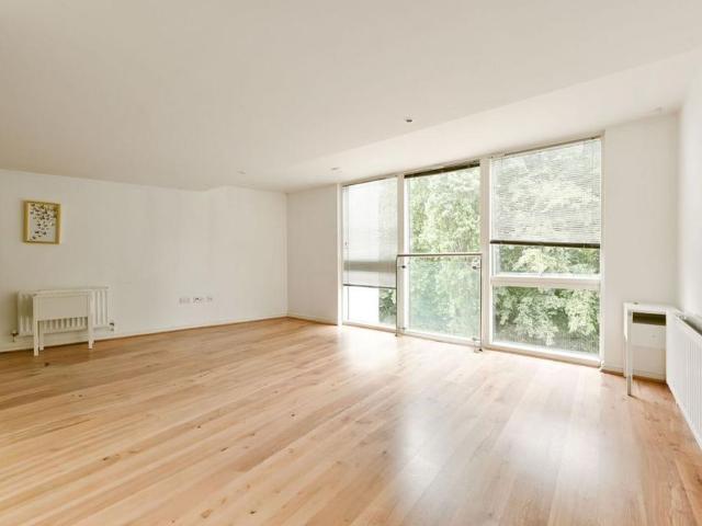 Apartment for rent in London Borough of Hounslow, Greater London