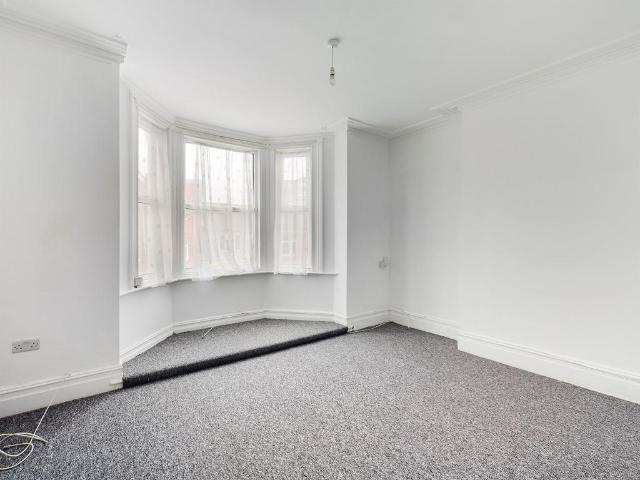 Flat for rent in Southsea, City Of Portsmouth