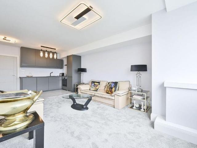 Apartment for rent in City of Westminster, Greater London