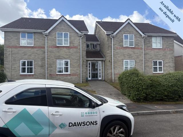 Flat for rent in Llansamlet, Wales