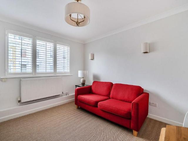 Apartment for rent in Pimlico, Greater London