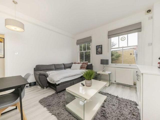 Apartment for rent in London Borough of Lambeth, Greater London