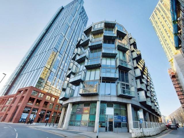 Flat for rent in City Centre, Salford