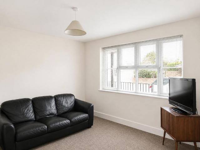Apartment for rent in Lee-on-the-Solent, Middlecroft