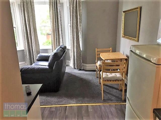 Apartment for rent in Hoole, Two Mills