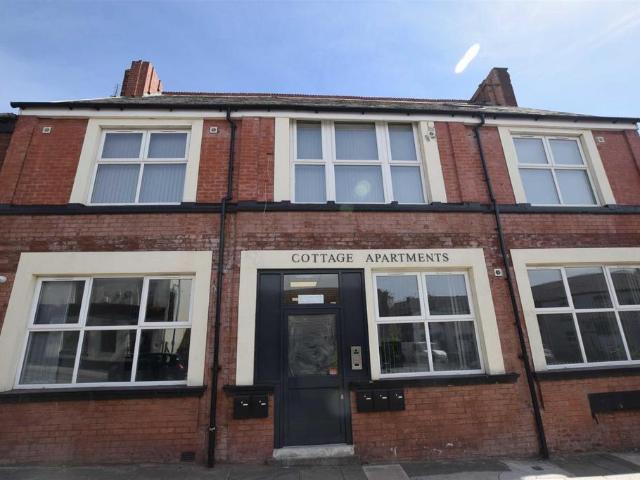 Flat for rent in Hurst Cross, Greenheys