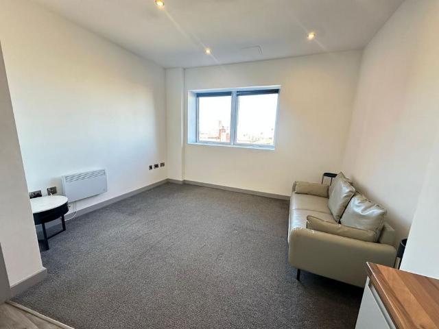 Apartment for rent in Goldthorn Hill, West Midlands