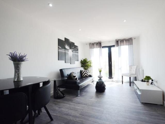 Apartment for rent in Blackwater and Hawley, Hart