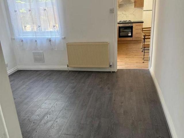 Apartment for rent in Goldthorn Hill, Penn