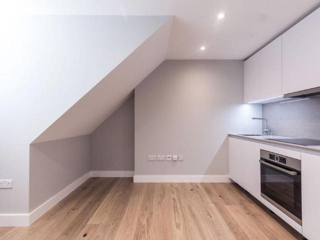Apartment for rent in London Borough of Camden, Greater London