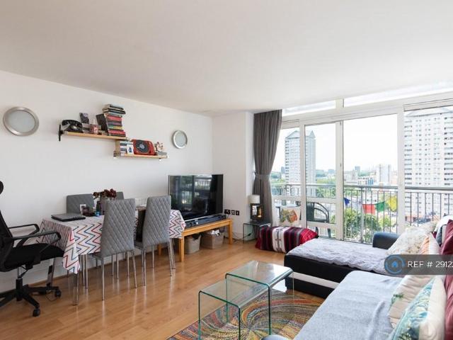Flat for rent in Isle Of Dogs, Greater London