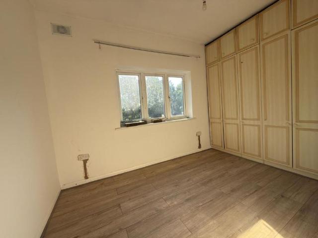 Apartment for rent in Gants Hill, Greater London