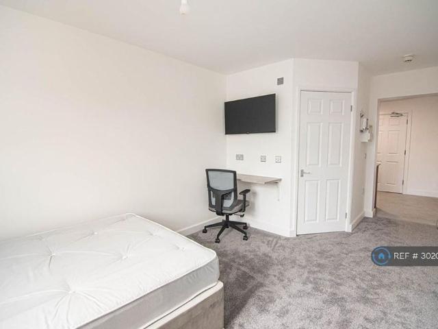 Apartment for rent in Hallcroft, Costhorpe