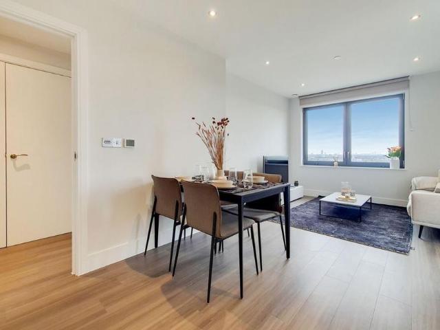Apartment for rent in London Borough of Ealing, Greater London