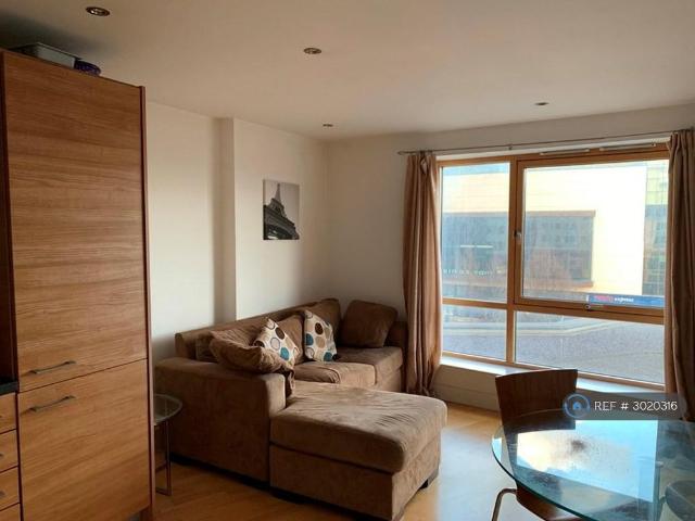Apartment for rent in Richmond Hill, West Yorkshire