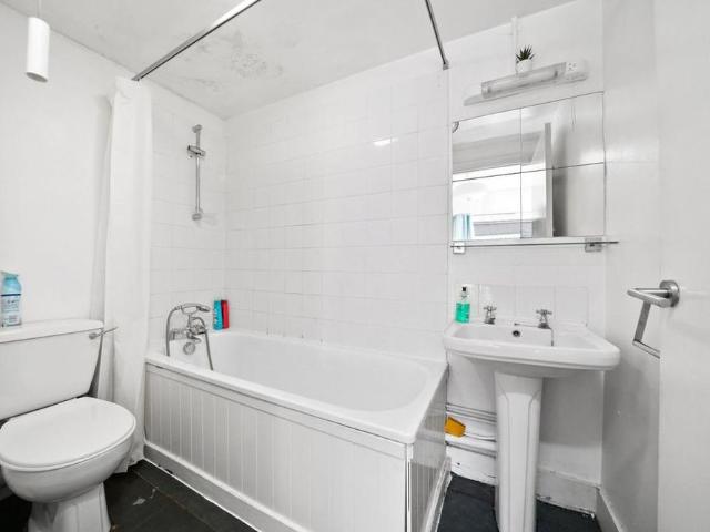 House for rent in Westminster, Victoria