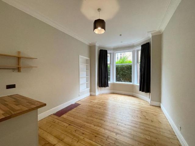 Apartment for rent in Battlefield, Scotland