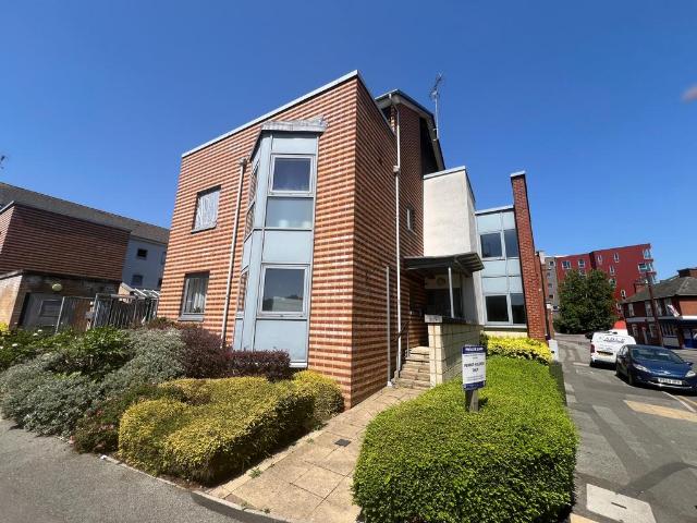 Flat for rent in Key Street, Suffolk