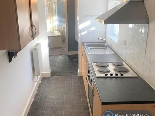 Flat for rent in Dalestorth, East Midlands