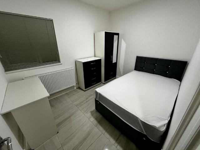 Apartment for rent in Falcon Lodge, Wales