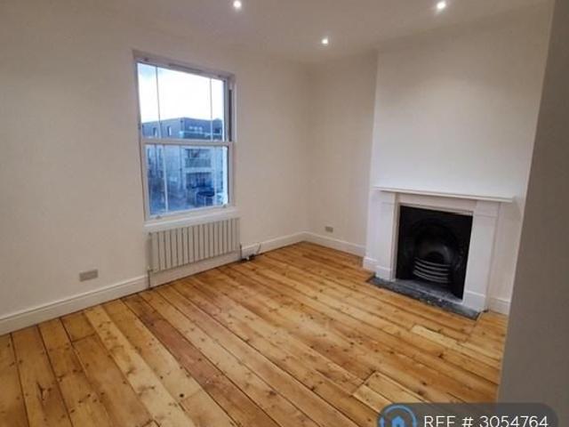 Apartment for rent in London Borough of Croydon, Greater London
