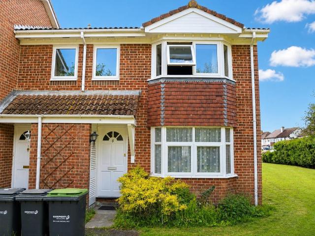 Flat for rent in Bridgemary, Middlecroft
