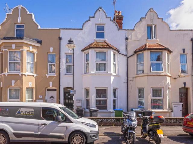 Flat for rent in Clapham, West Sussex