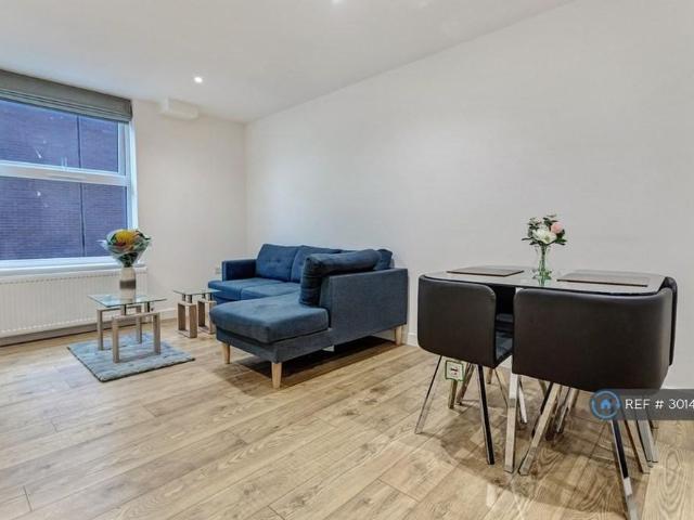 Apartment for rent in Slough
