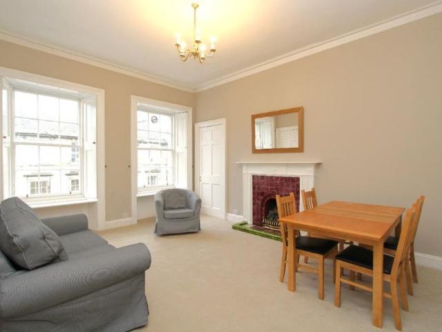 Apartment for rent in Silvermills, New Town