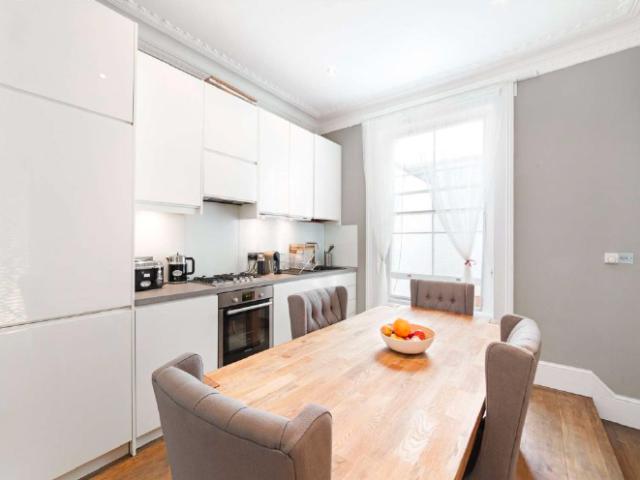 Apartment for rent in Kensal Town, Bayswater