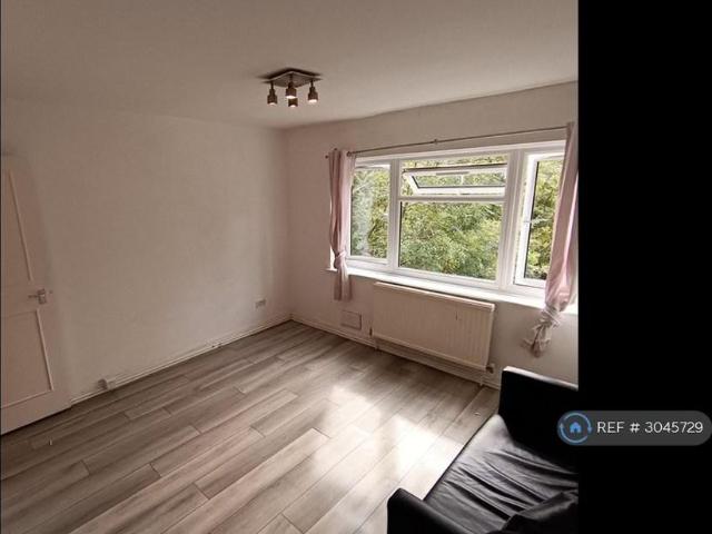 Apartment for rent in London Borough of Bromley, Greater London