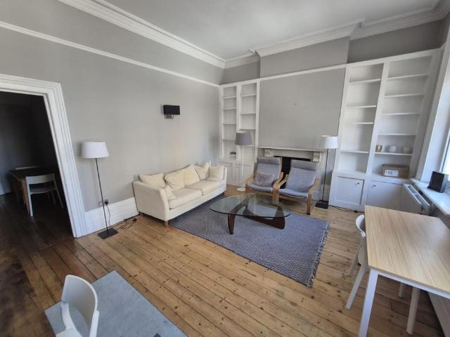 Apartment for rent in Earl's Court, Greater London