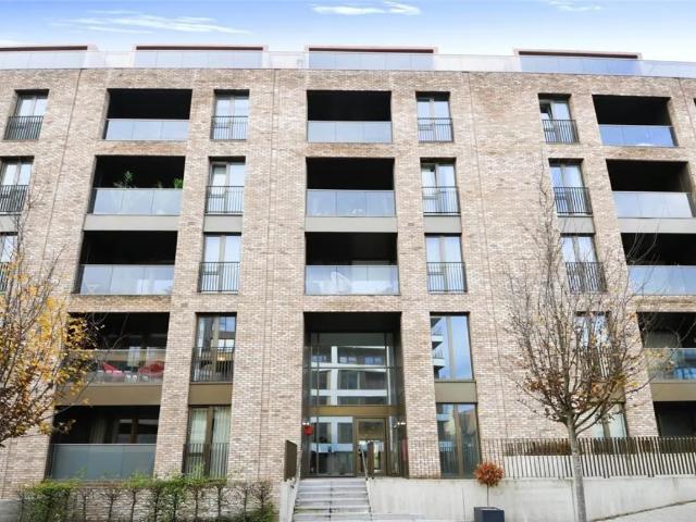 Apartment for rent in Mill Hill, Greater London
