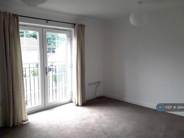 Apartment for rent in Cimla, Neath