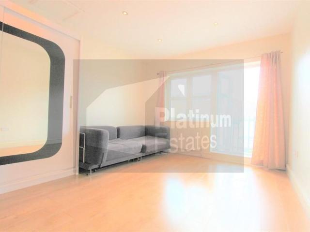 Apartment for rent in Southgate, Oakwood