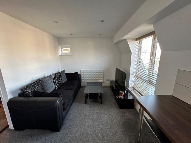 Apartment for rent in Lancing, Adur