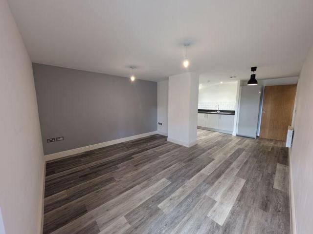 Apartment for rent in Eton