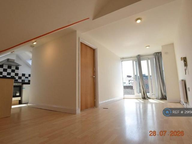 Apartment for rent in Spring Park, Luton