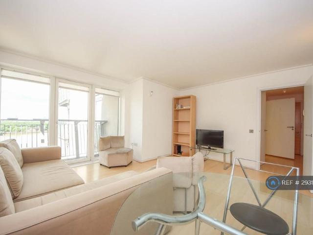 Flat for rent in Canary Wharf, Millwall