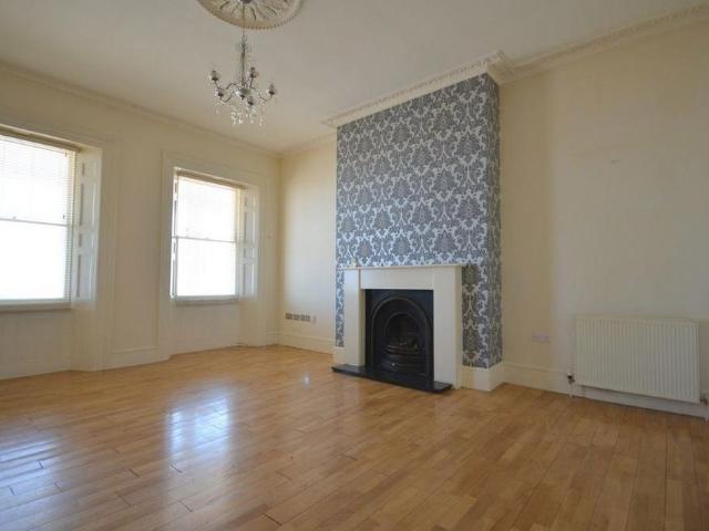 Apartment for rent in East Cliff, Acol