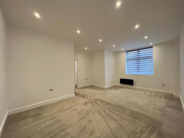 Apartment for rent in Grove Park, Swale