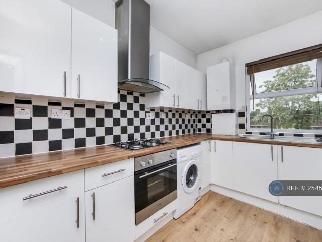 Flat for rent in London Borough of Lewisham, New Cross