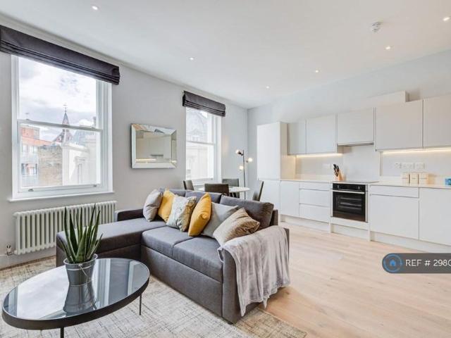 Apartment for rent in St Margarets, Greater London