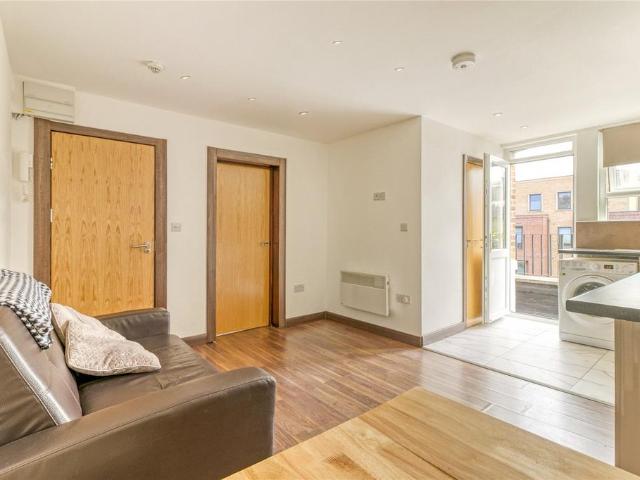 Flat for rent in Kilburn, Greater London