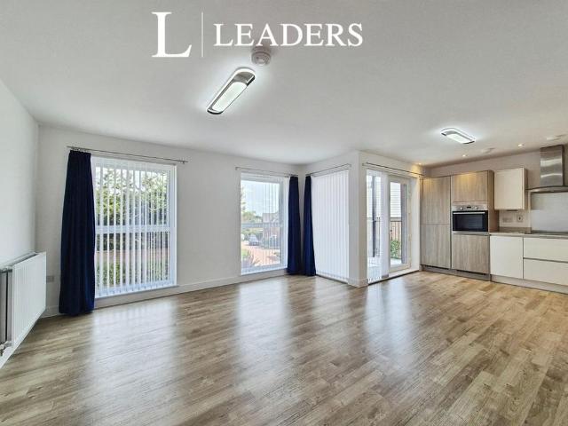 Apartment for rent in Ingatestone and Fryerning, Navestock Side