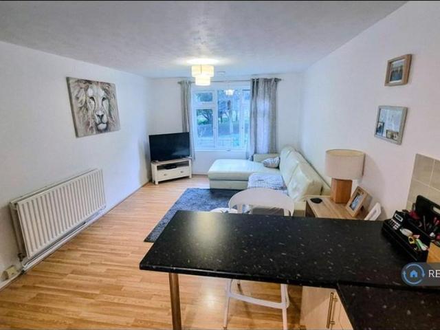 Apartment for rent in Saxon Fields, Barton Stacey