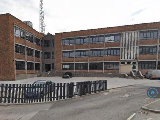 Flat for rent in Potters Corner, East Midlands